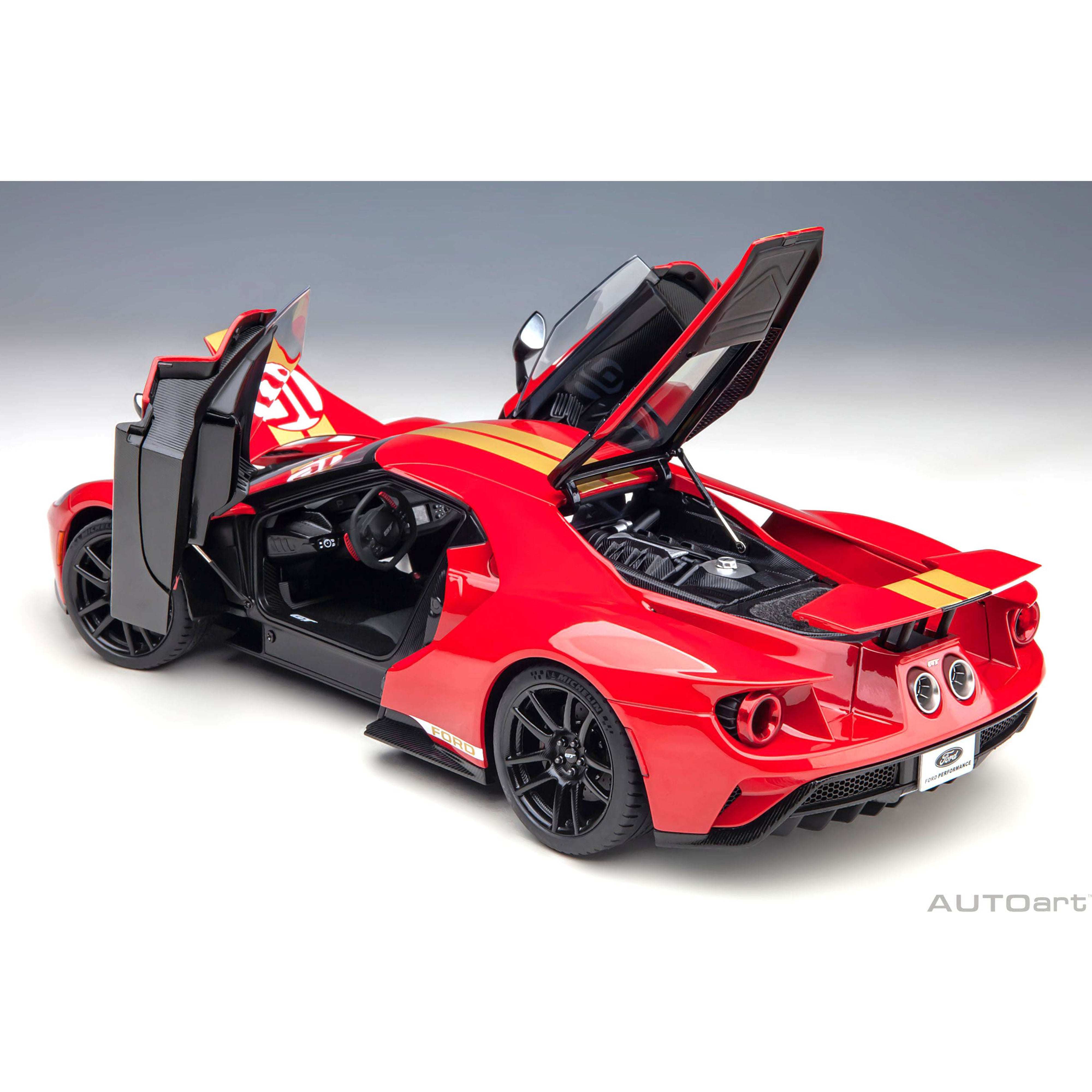 Ford GT 2022 Alan Mann Heritage Edition 1/18