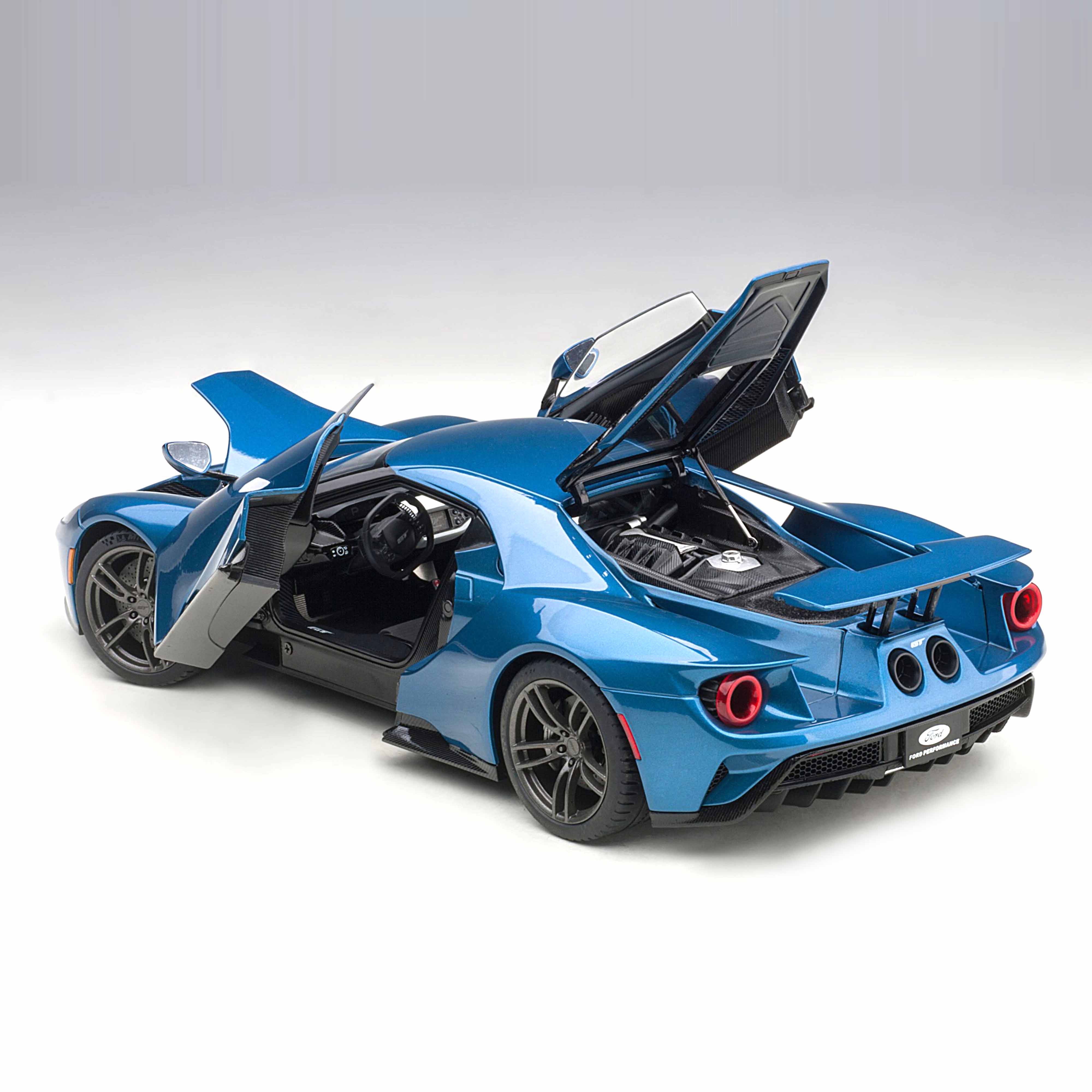 Ford GT 2017 Liquid Blue 1:18