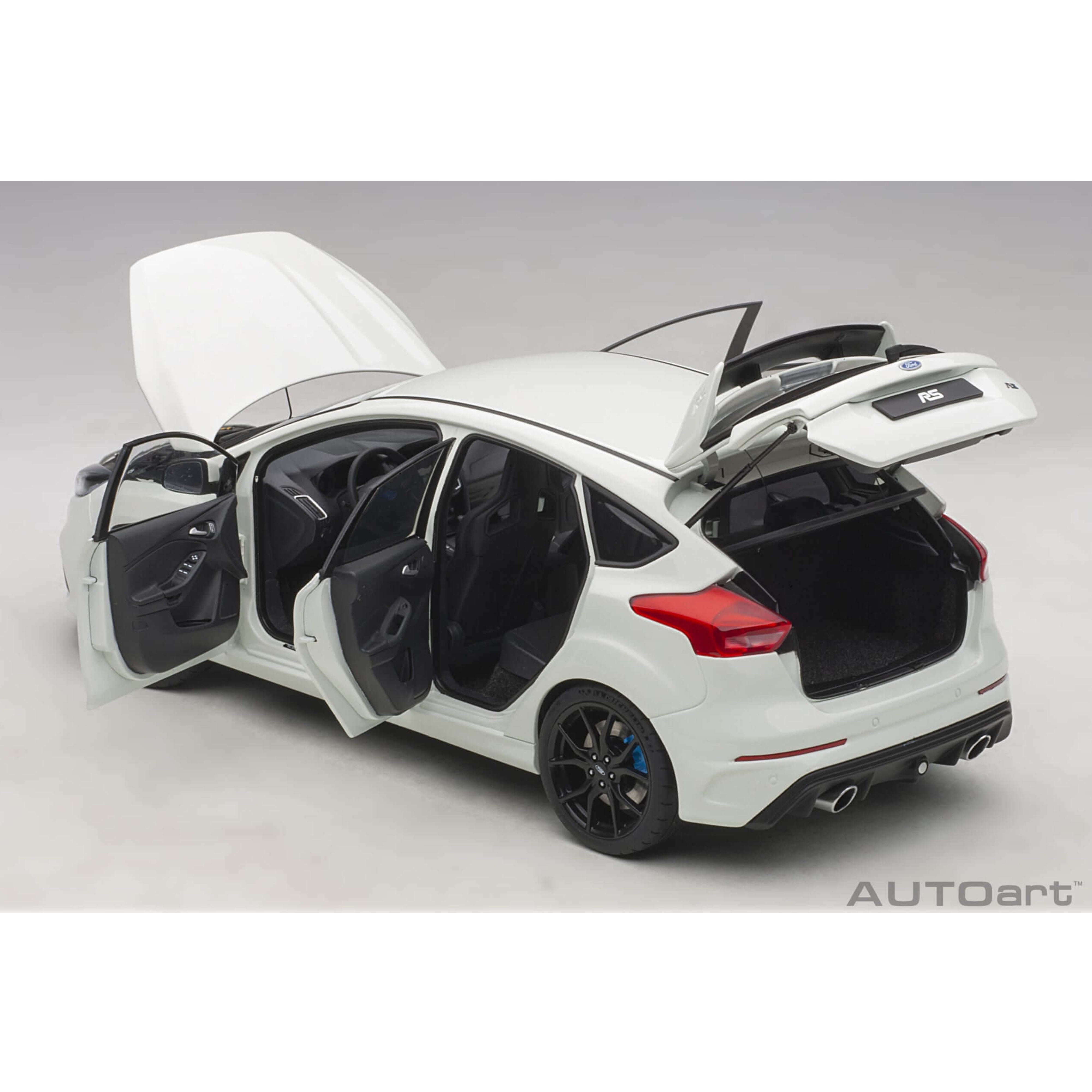 Ford Focus RS 2016 Gefrorenes Weiß 1:18