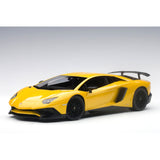 Lamborghini Aventador LP750-4 SV (Without SV logo) Yellow 1:18