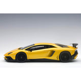 Lamborghini Aventador LP750-4 SV (Without SV logo) Yellow 1:18