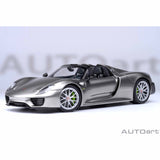 Porsche 918 Spyder Weissach Paket Flüssigmetall Silber 1:18