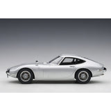 Toyota 2000GT Coupe 1965 Silber 1:18