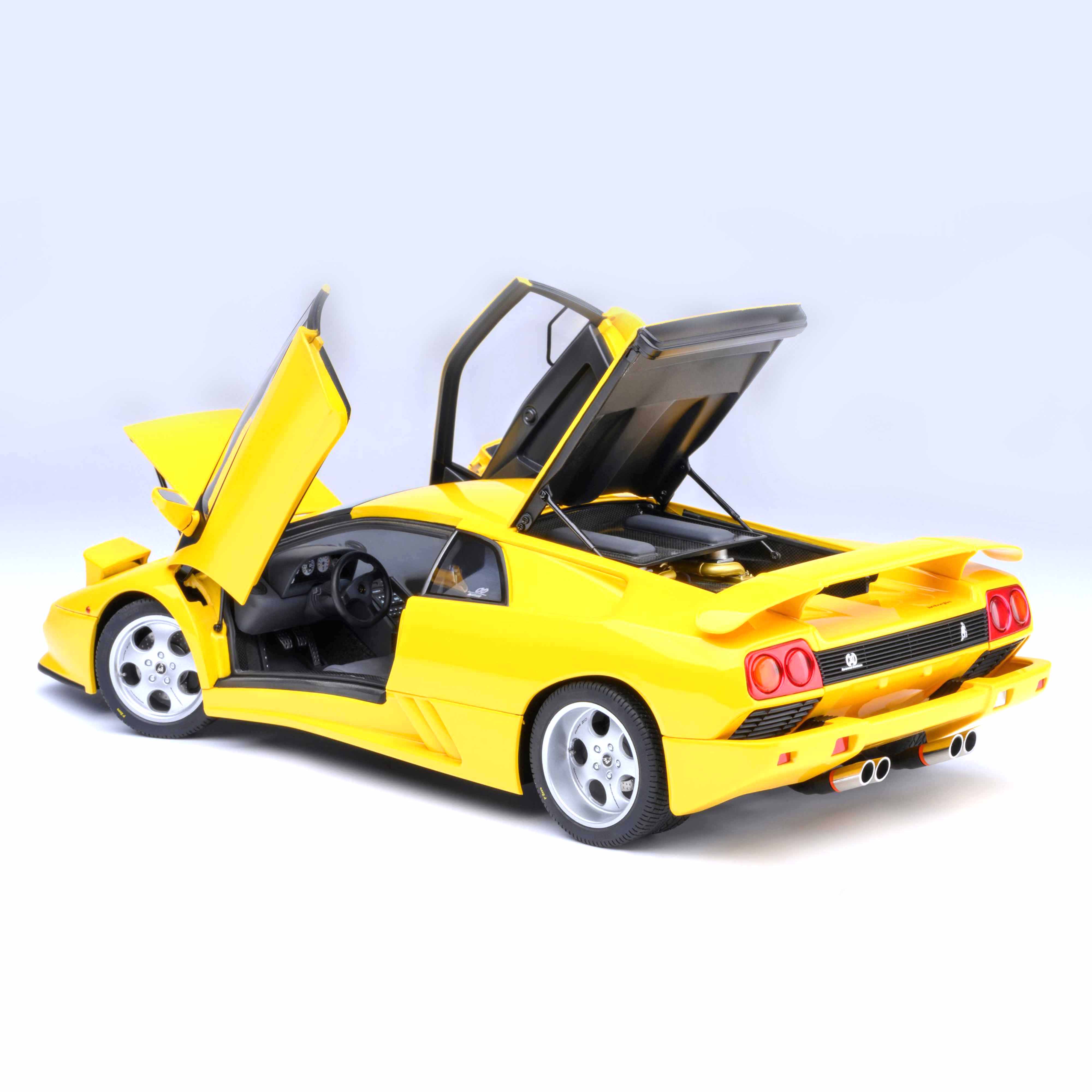 Lamborghini Diablo SE JOTA Superfly Jaune 1995 1/18