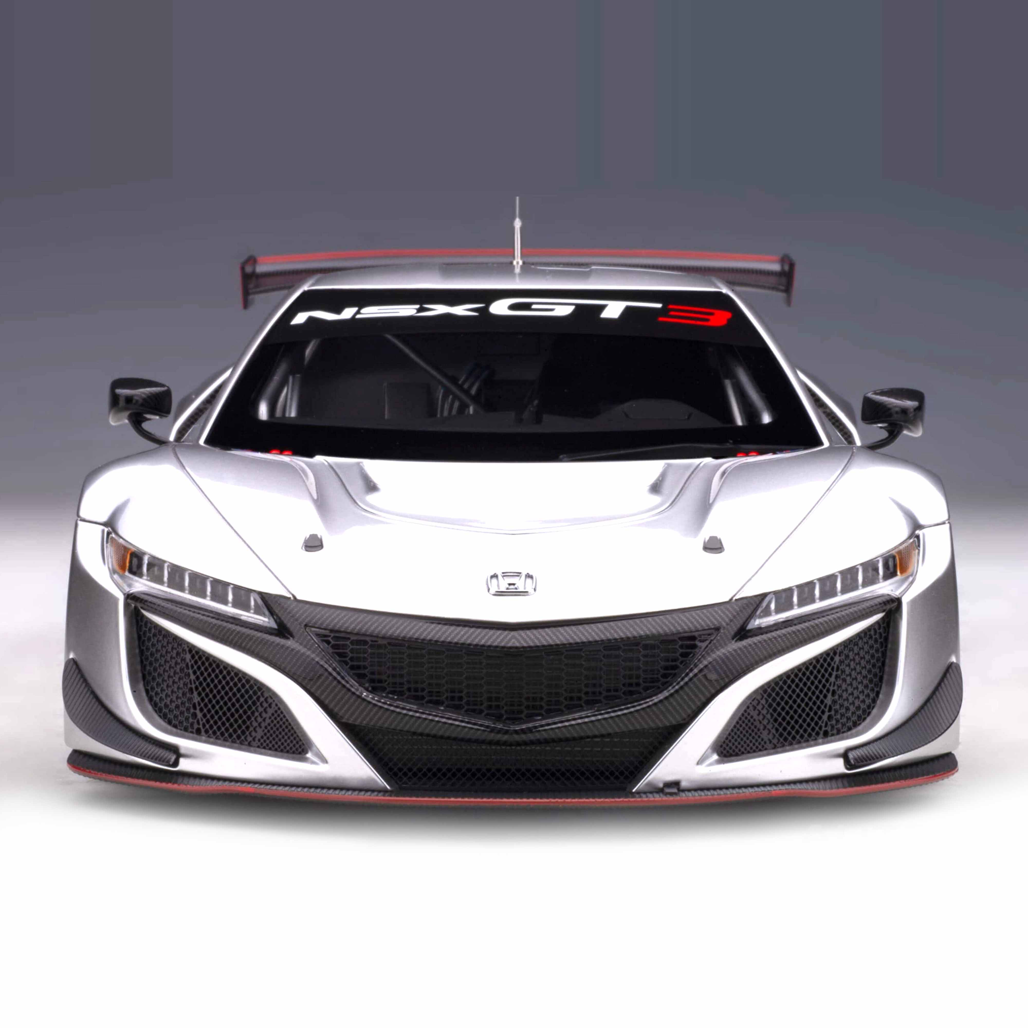 Honda NSX GT3 2018 Silver 1:18