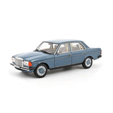 Mercedes-Benz 200 1982 Chinablau 1:18