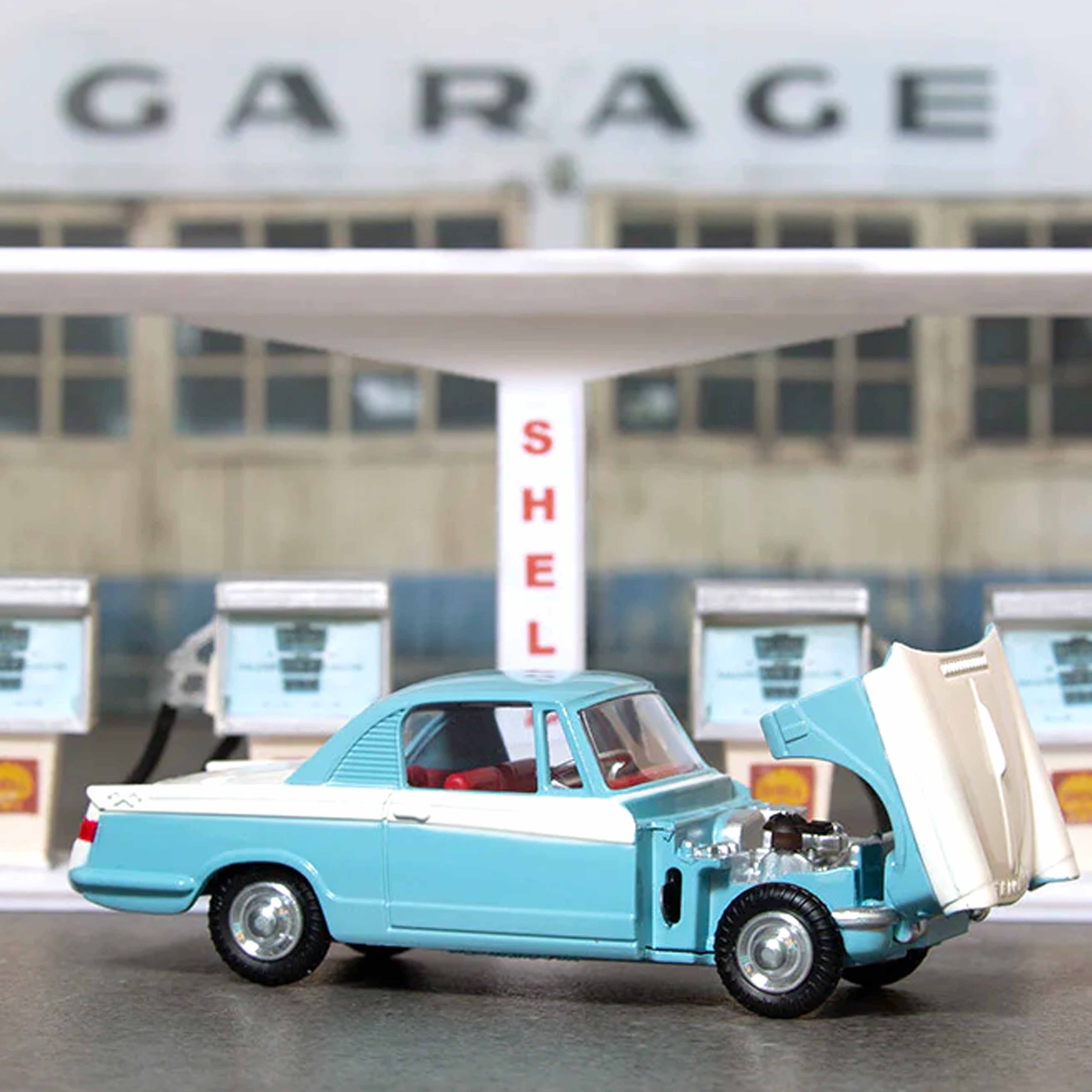 Triumph Herald Coupé 1/44 - n°231