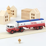 Unic Tanker Total 1:43