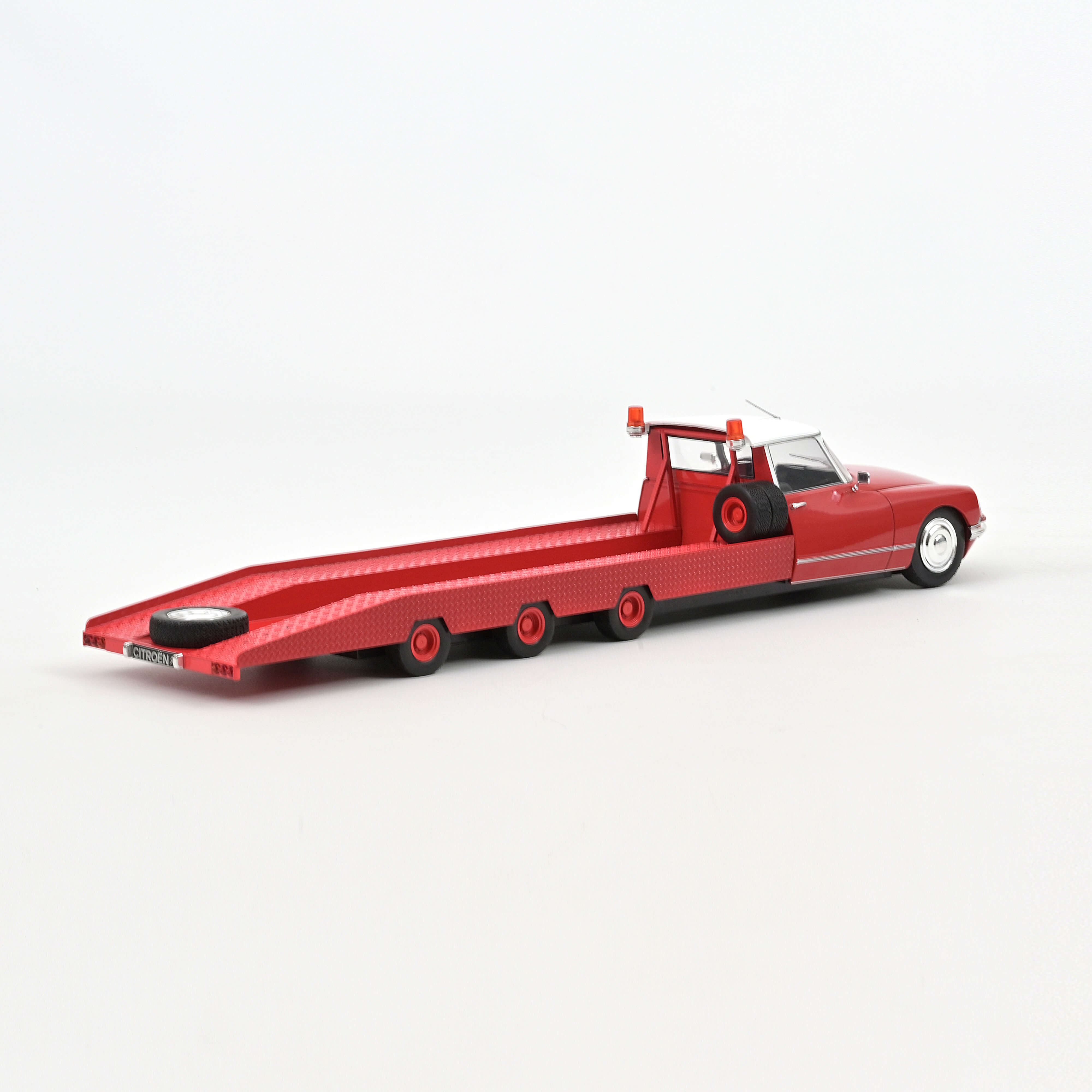 Citroën DS Tissier Car Transporter Bleu 1970 1/18 Citroën DS Tissier Car Transporter Bleu 1970 1/18
