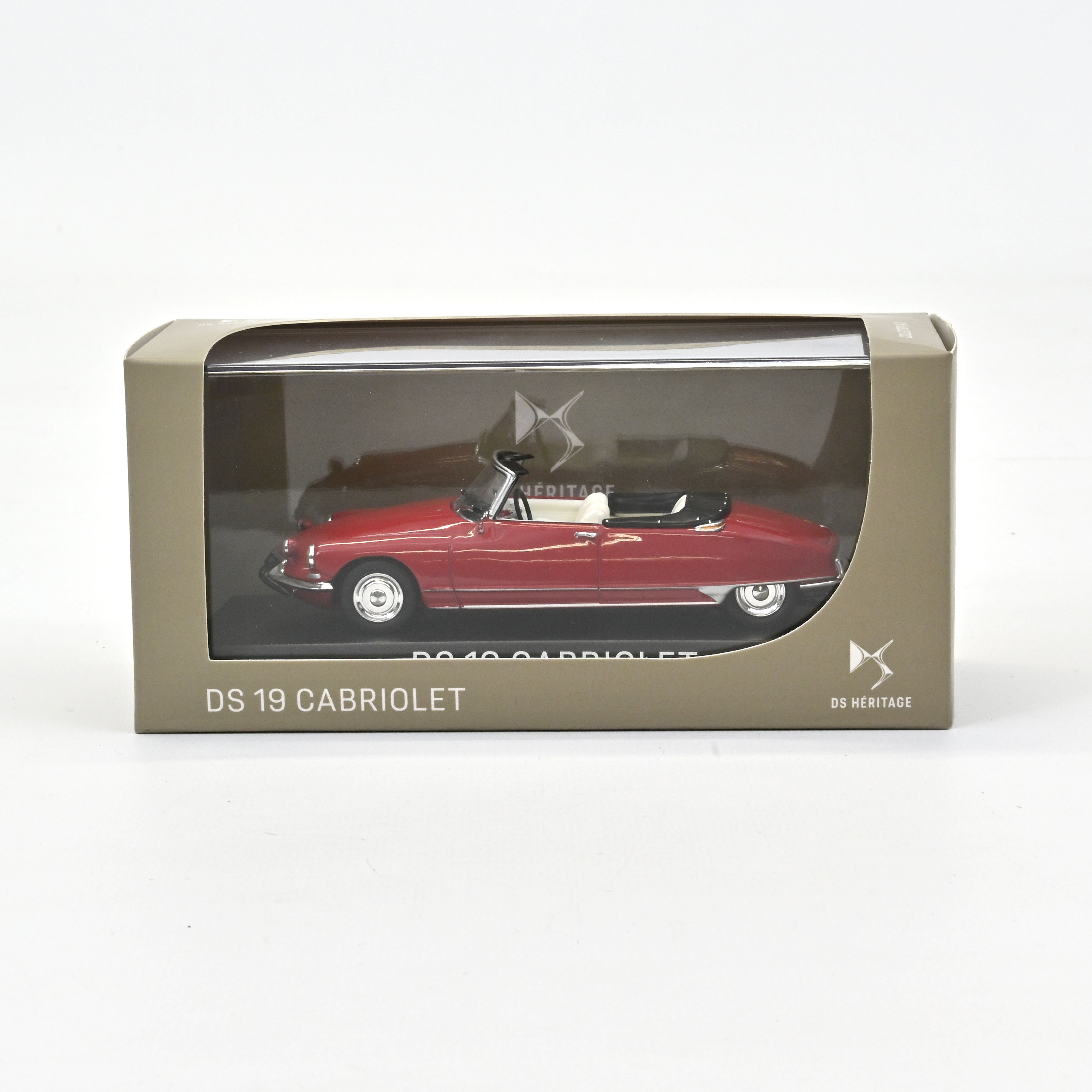 DS 19 Cabriolet Rouge Cornaline 1/43