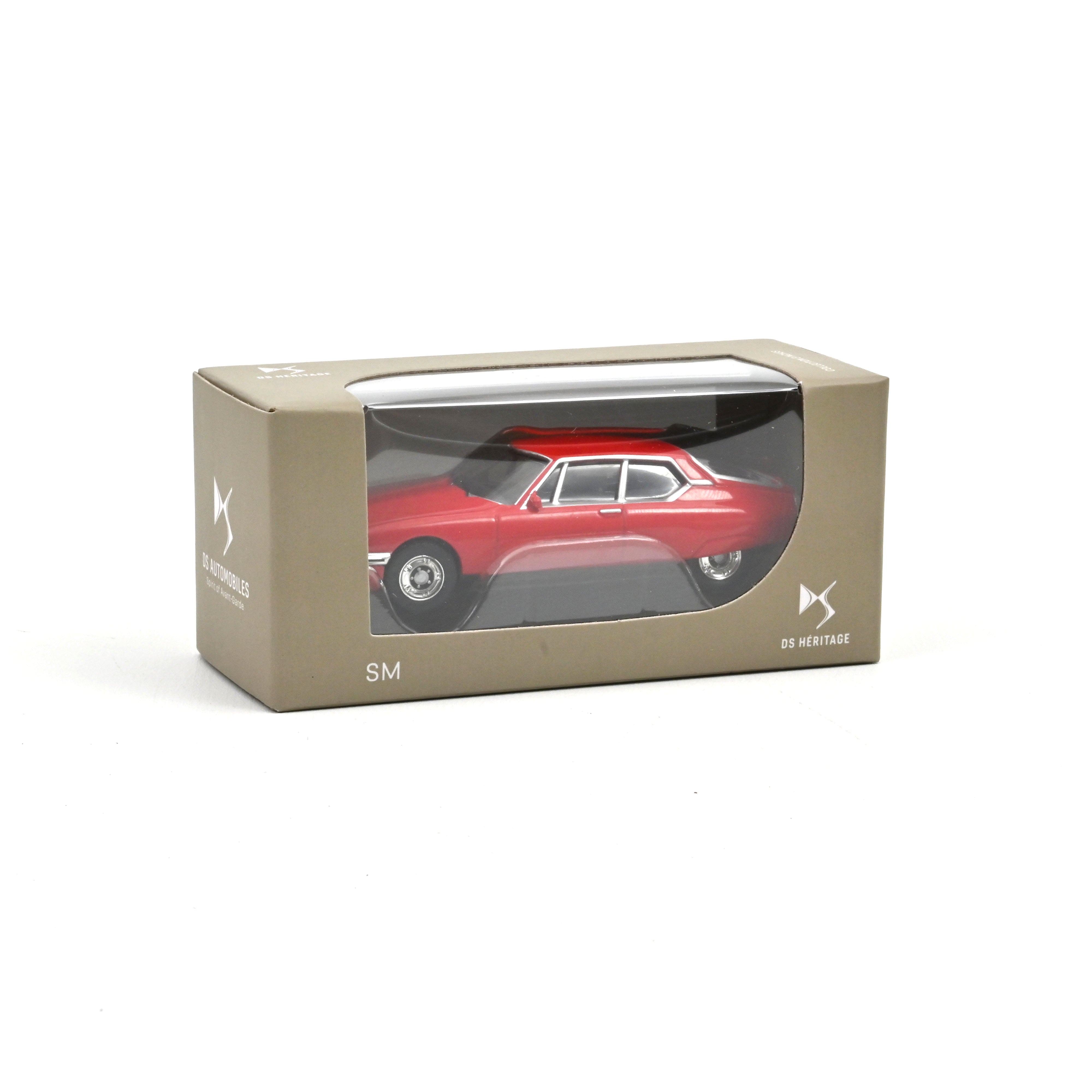 Citroën SM Rot 1970 1:64