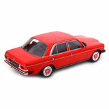 Mercedes 230E W123 1975 Rot 1:18