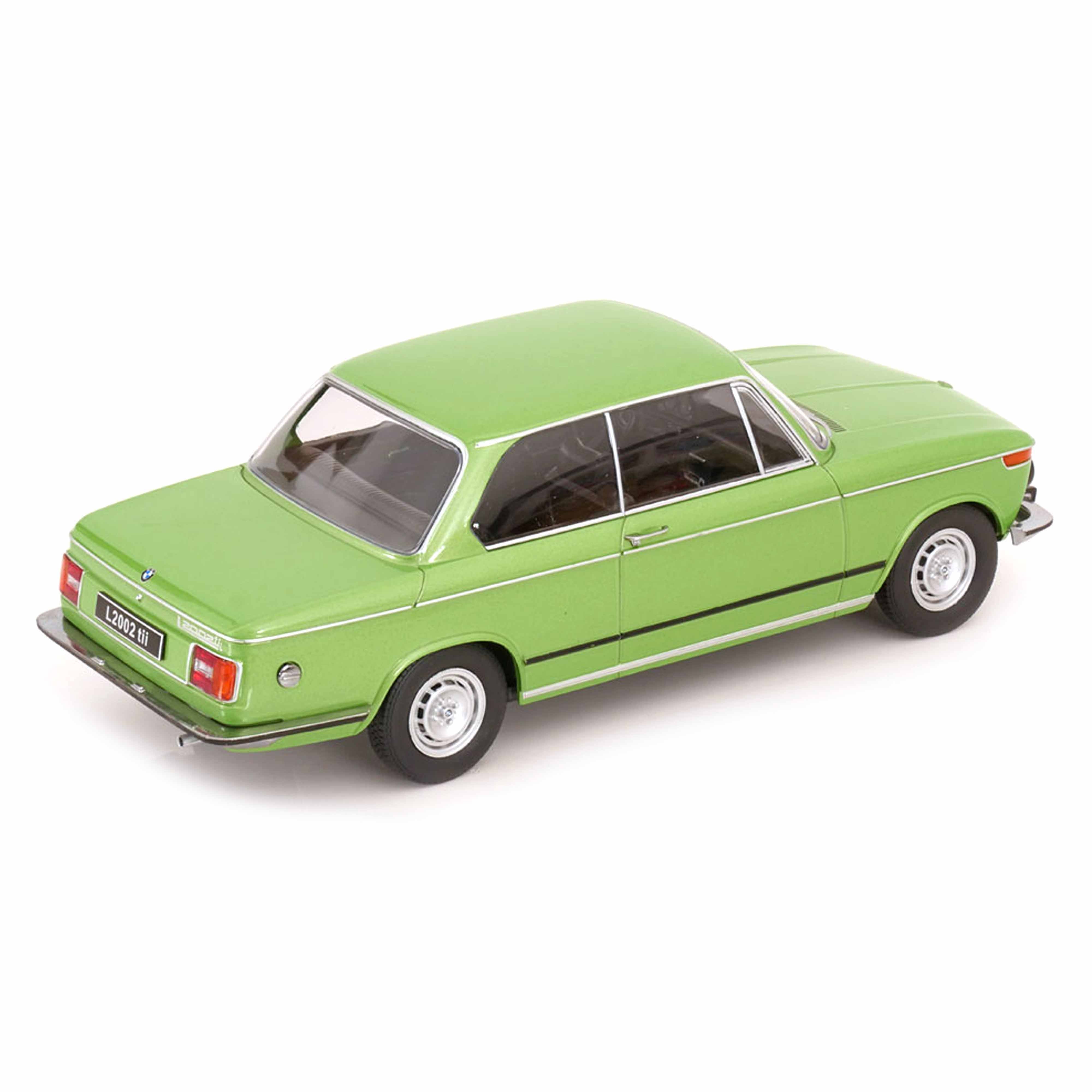 BMW L2002 tii 2.series 1974 Grünmetallic 1:18