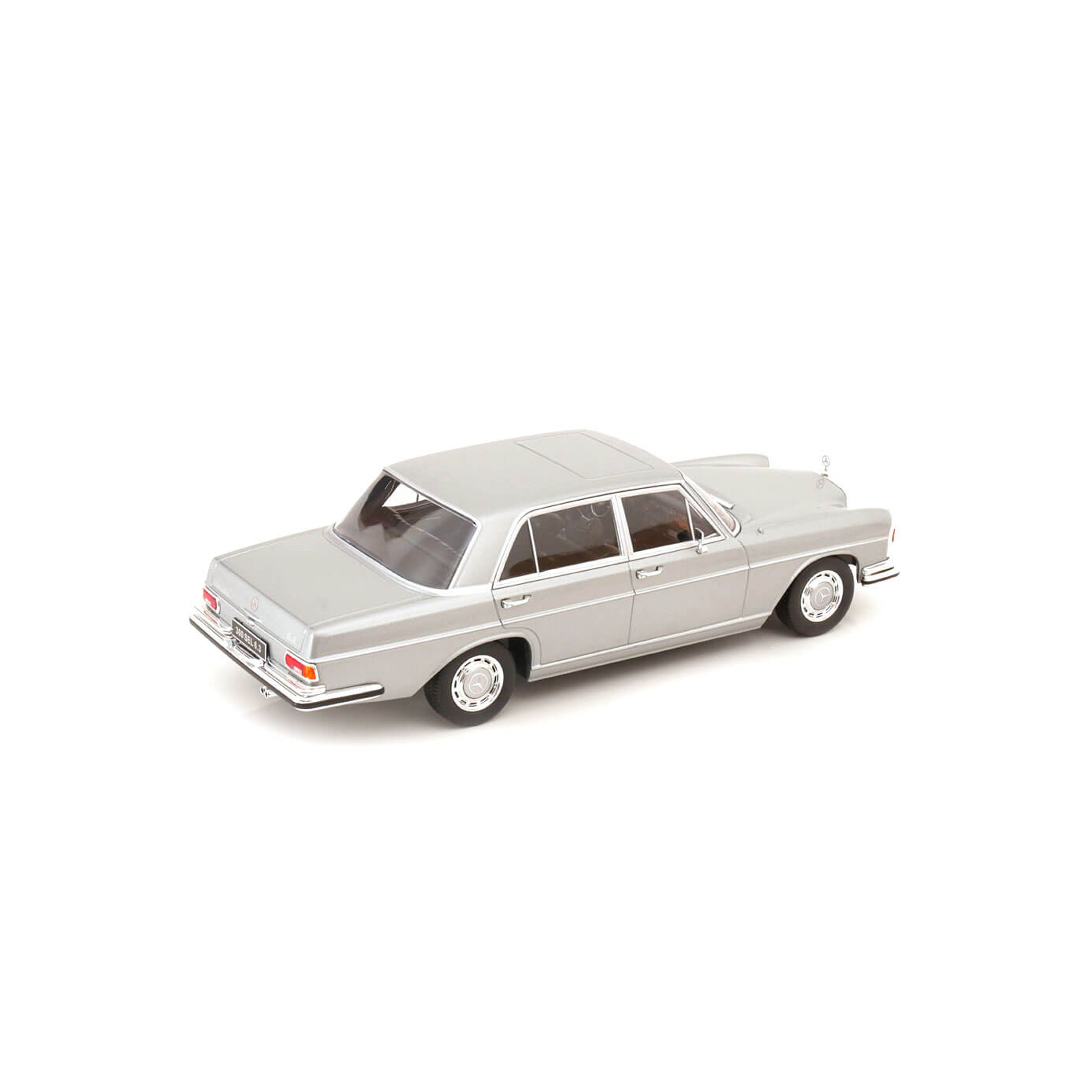 Mercedes 300 SEL 6.3 W109 1967-1972 Argent 1/18