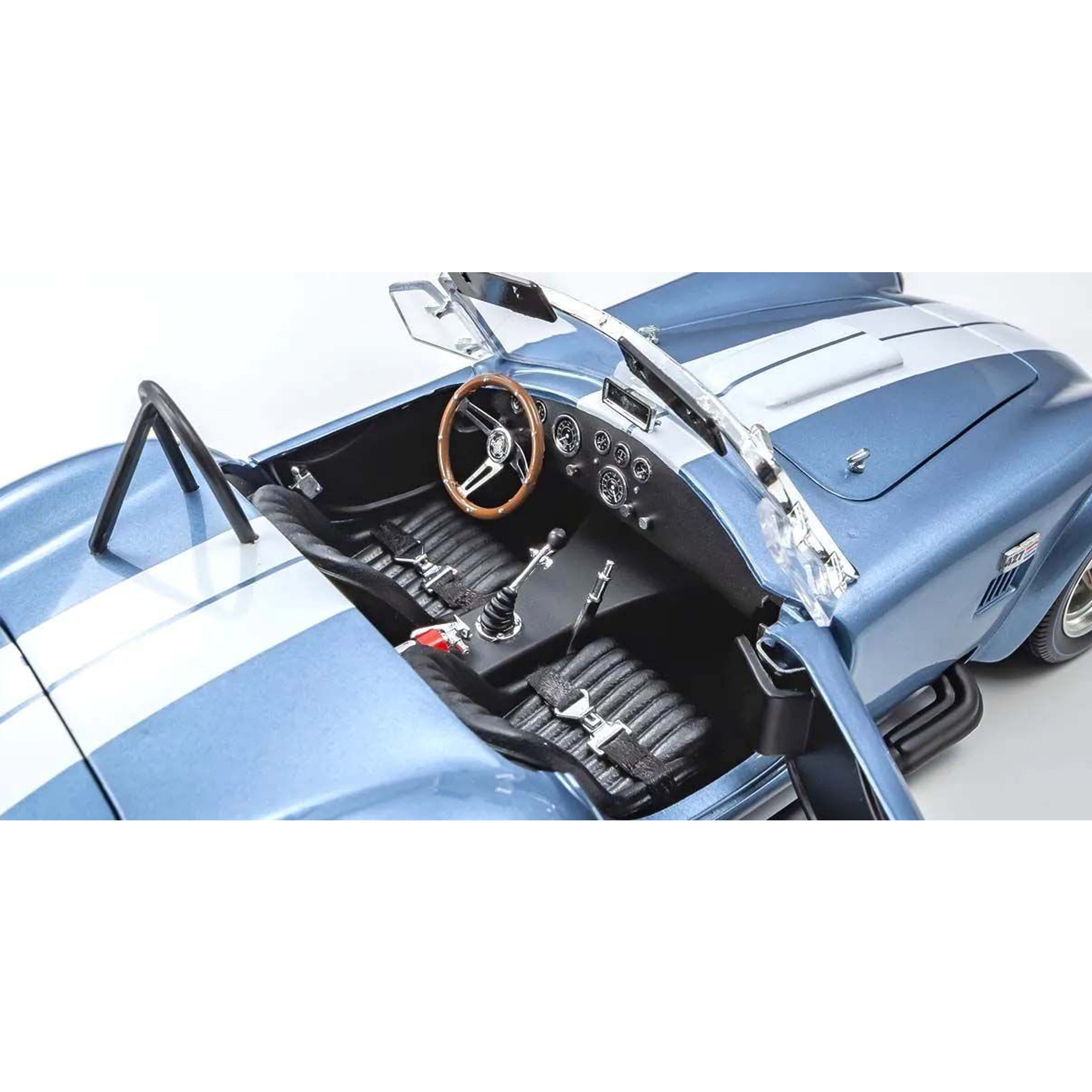 Shelby Cobra 427 S/C Sapphire Blue/White 1:18