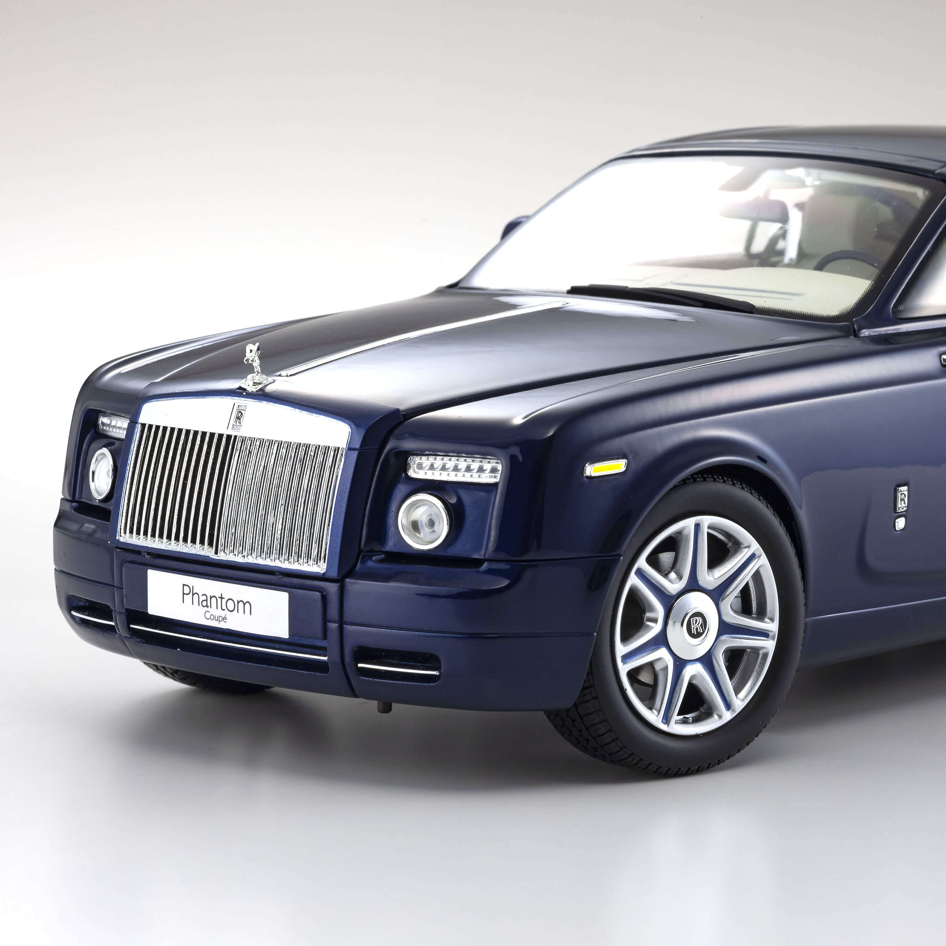 Rolls-Royce Phantom Coupe Metallisch Blau 1:18