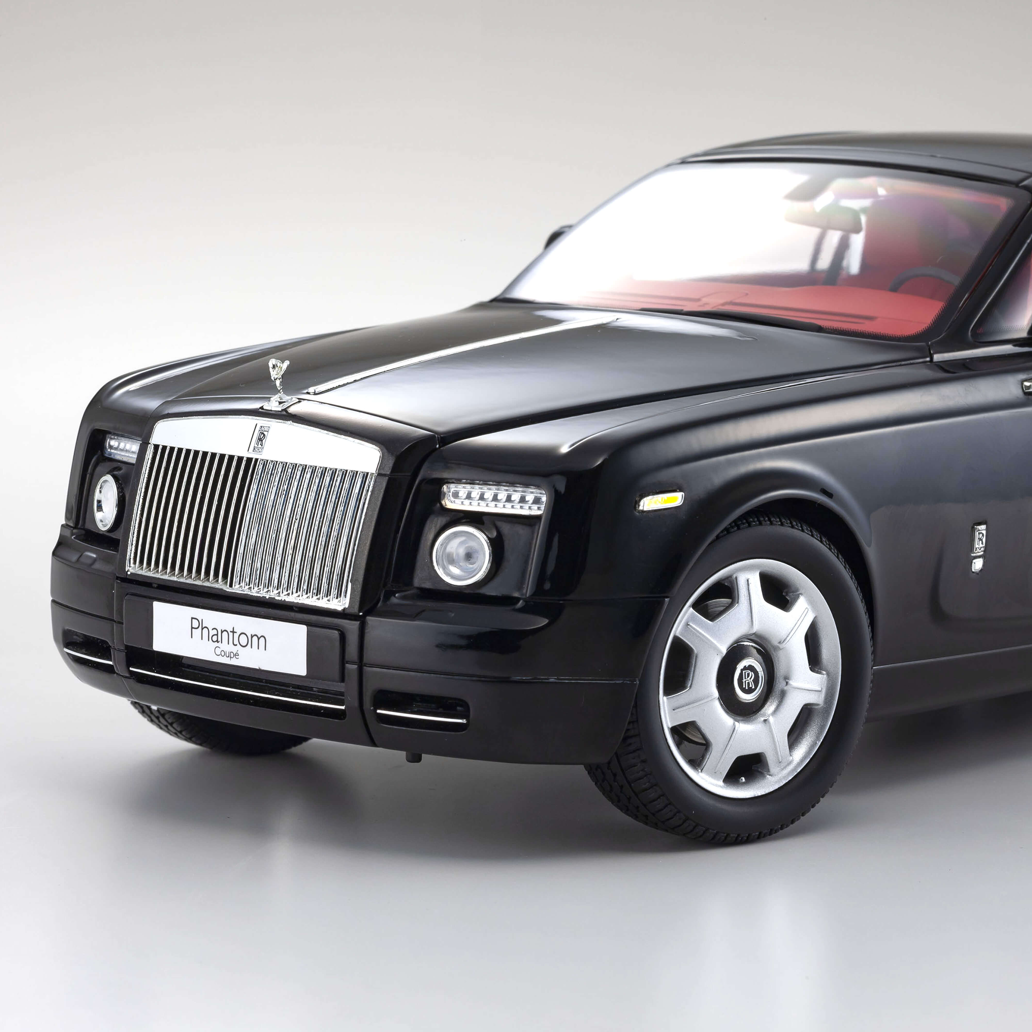 Rolls-Royce Phantom Coupe Diamantschwarz 1:18