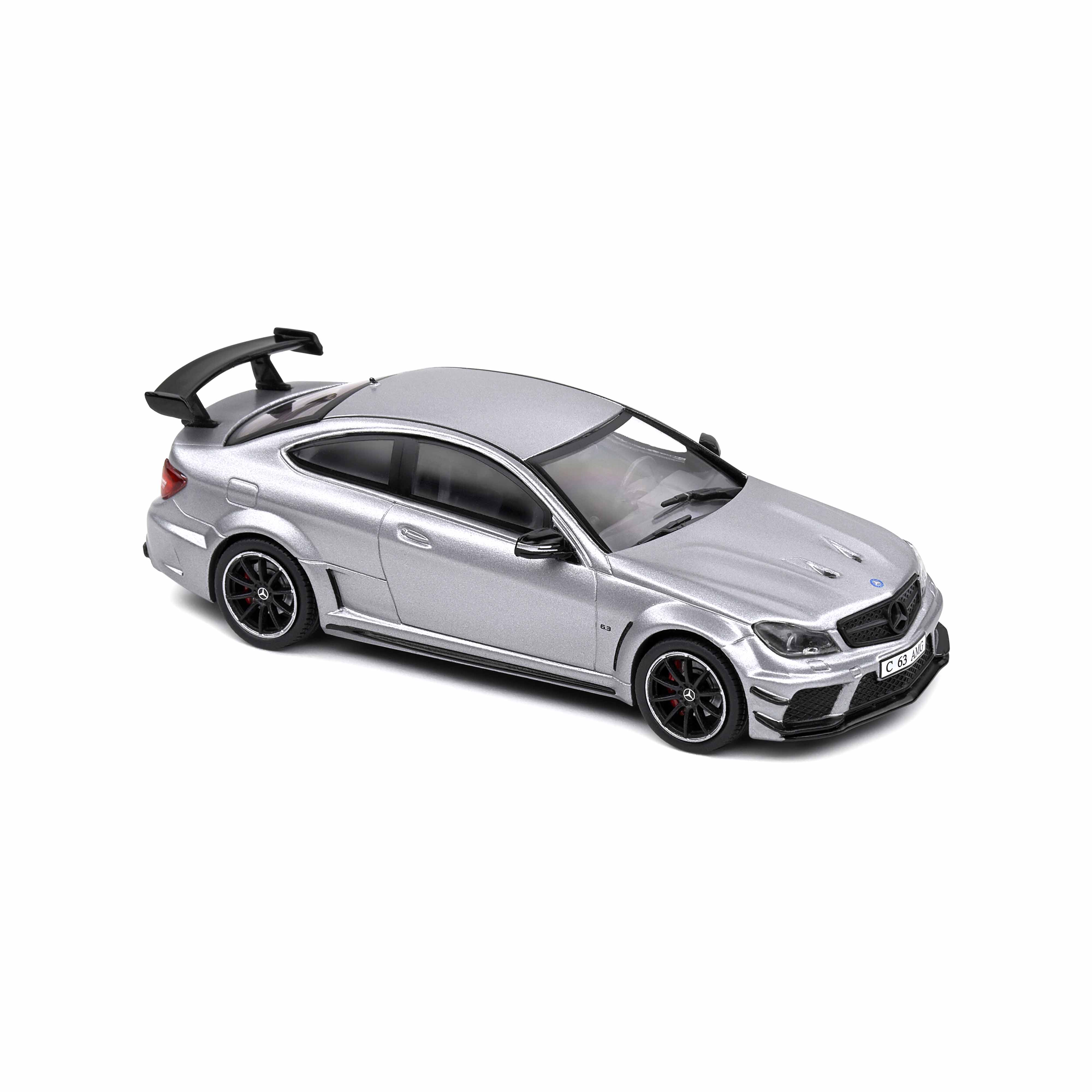 Mercedes C63 AMG Black Series Grau Metallisch Matt 2011 1:43